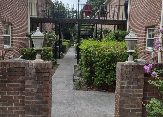 Property at 5516 Lakeshore Dr Unit 216, Columbia, SC, 29206, 2 beds, 2 baths, [object Object]