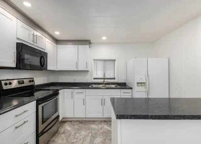 Property at 7807 E Main St, Mesa, AZ, 85207, 2 beds, 2 baths, [object Object]