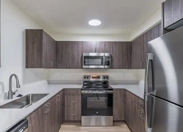 Property at 1809 East Sunset Drive - 1809 E Sunset Dr, Bellingham, WA, 98226, 1-3 bed, 1-2 bath, [object Object]
