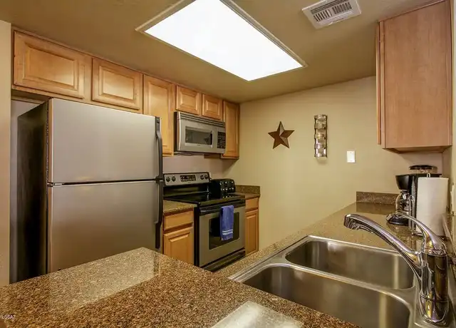 Property at 101 S Players Club Dr #28102, Tucson, AZ, 85745, 3 beds, 2 baths, [object Object]