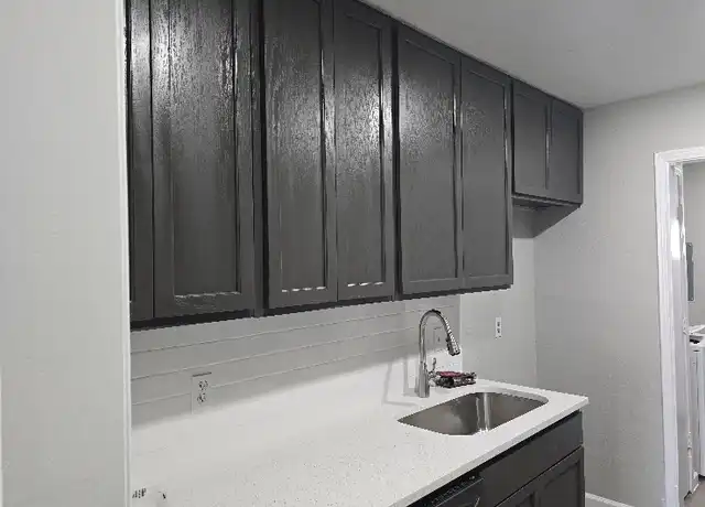 Property at 920 Lindy Ct, Irving, TX, 75060, 2 beds, 1 bath, [object Object]
