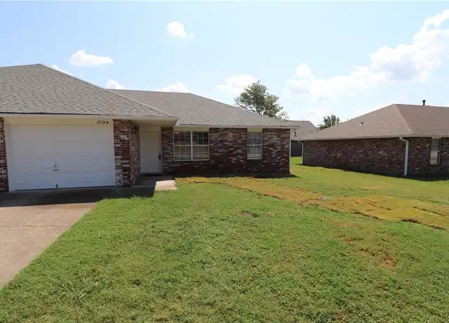 Property at 2701 Dividend Dr Unit B, Springdale, AR, 72764, 2 beds, 1.5 baths, [object Object]