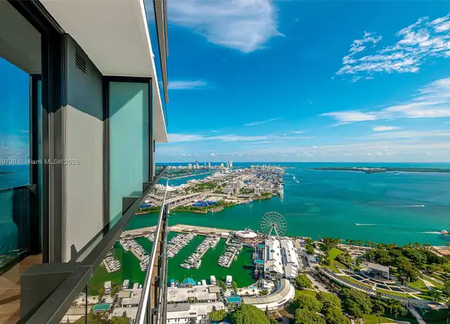 Property at 398 NE 5th St #4512, Miami, FL, 33132, 0 beds, 1 bath, [object Object]