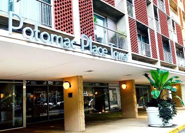Property at 800 4th St SW Unit S217, Washington, DC, 20024, 1 bed, 1 bath, [object Object]