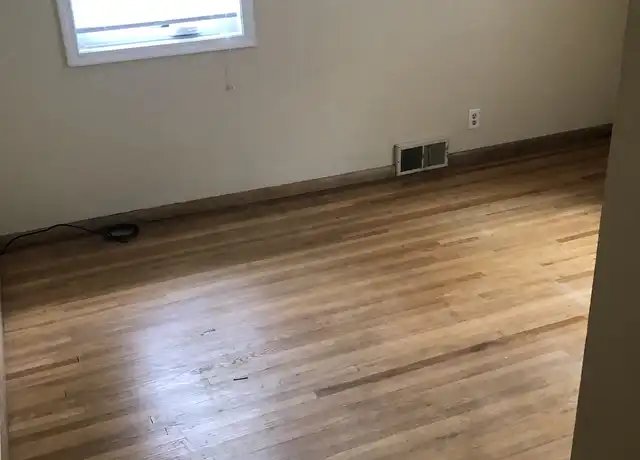 Property at 23 E Toledo St, Duluth, MN, 55811, 4 beds, 2 baths, [object Object]