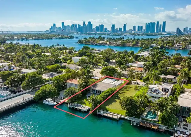 Property at 441 E Dilido Dr, Miami Beach, FL, 33139, 4 beds, 3.5 baths, [object Object]