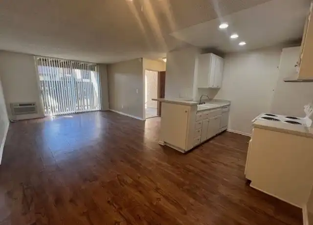 Property at 105 Monterey Pines Apartments - 15513 Williams St, Tustin, CA, 92780, 1 bed, 1 bath, [object Object]