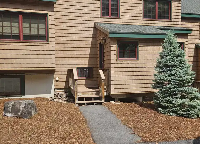 Property at 10 Kernwood Dr #2, Lincoln, NH, 03251, 4 beds, 2.5 baths, [object Object]