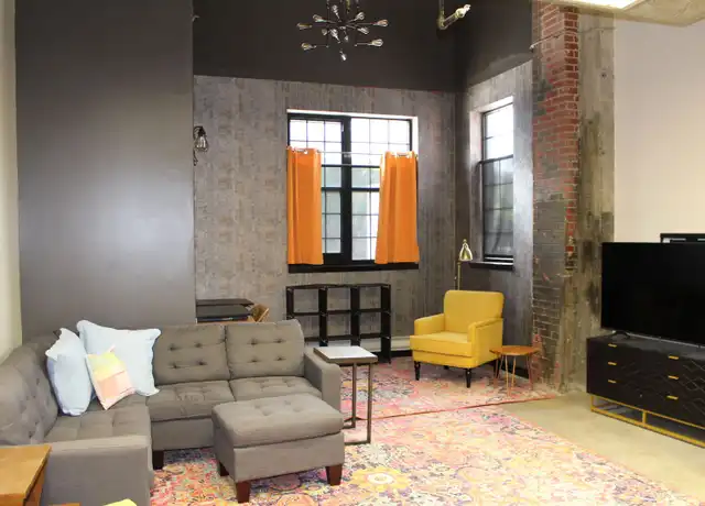 Property at 2520 S 3rd St, Louisville, KY, 40208, 1 bed, 1 bath, [object Object]