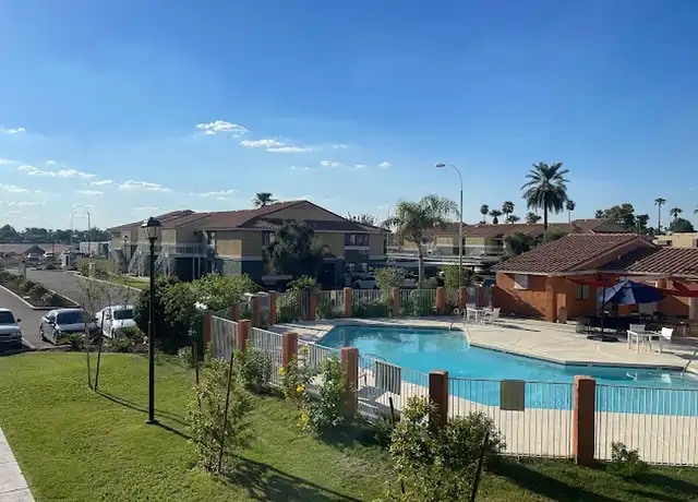 Property at Fountain Oaks Apartments - 1225 N 40th St, Phoenix, AZ, 85008, 2 beds, 1 bath, [object Object]