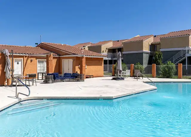 Property at Fountain Oaks Apartments - 1225 N 40th St, Phoenix, AZ, 85008, 2 beds, 1 bath, [object Object]
