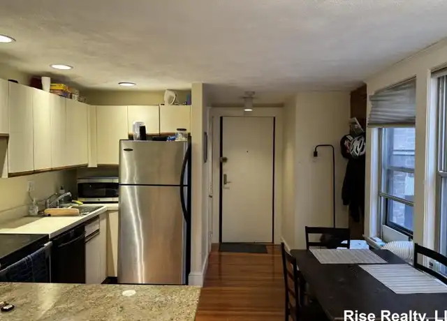Property at 39 South St, Boston, MA, 02135, 2 beds, 1 bath, [object Object]