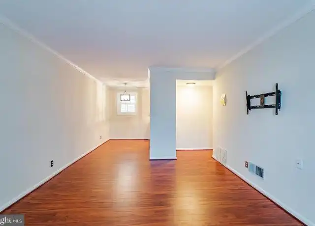 Property at 2723 S Walter Reed Dr, Arlington, VA, 22206, 2 beds, 1 bath, [object Object]