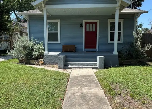 Property at 2715 Cochran St, Houston, TX, 77009, 2 beds, 2 baths, [object Object]