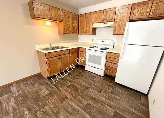 Property at 901 Syracuse Ave Unit 19, Norfolk, NE, 68701, 1 bed, 1 bath, [object Object]
