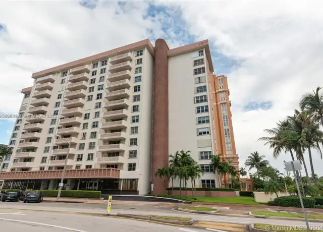 Property at 625 Biltmore Way #306, Coral Gables, FL, 33134, 3 beds, 2 baths, [object Object]