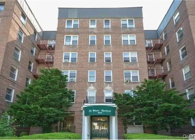Property at 8455 Daniels St Unit 6G, Jamaica, NY, 11435, 2 beds, 1 bath, [object Object]