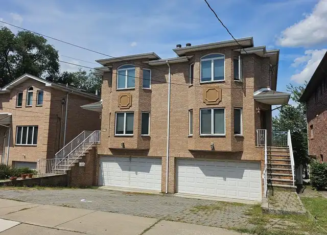Property at 457 Lawn Ave Unit B, Palisades Park, NJ, 07650, 3 beds, 3.5 baths, [object Object]