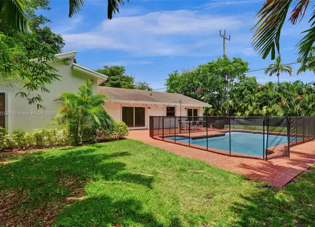 Property at 20260 NE 25th Ave, Miami, FL, 33180, 4 beds, 2 baths, [object Object]