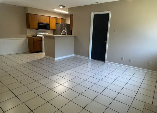 Property at 11606 Castle Rock Ct Unit B, Austin, TX, 78750, 3 beds, 2 baths, [object Object]