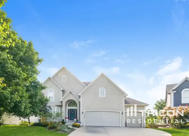Property at 11279 S Lakecrest Dr, Olathe, KS, 66061, 5 beds, 4 baths, [object Object]