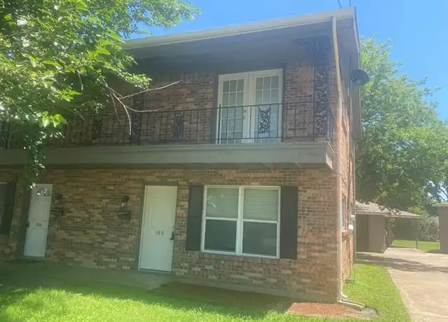 Property at 108 W Fairview St, Sherman, TX, 75092, 2 beds, 1.5 baths, [object Object]