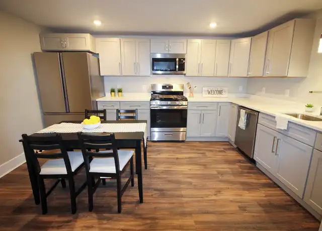 Property at 522 Stewart Ave Unit 528-3, Ithaca, NY, 14850, 4 beds, 2 baths, [object Object]