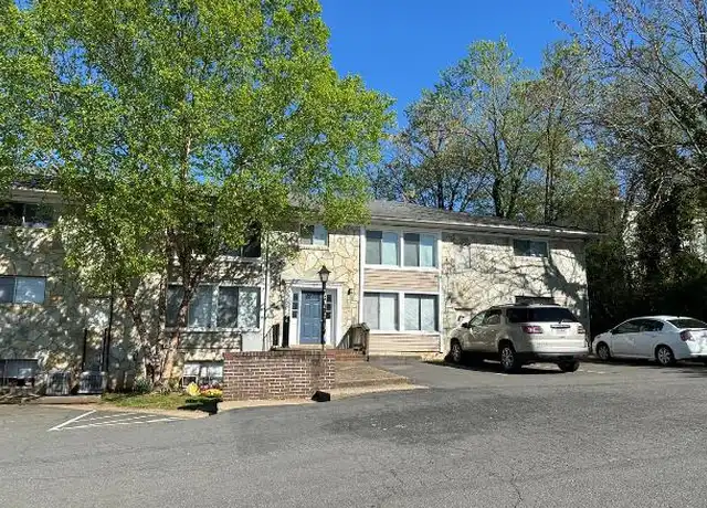 Property at 105 N Blue Ridge Ave, Culpeper, VA, 22701, 1 bed, 1 bath, [object Object]