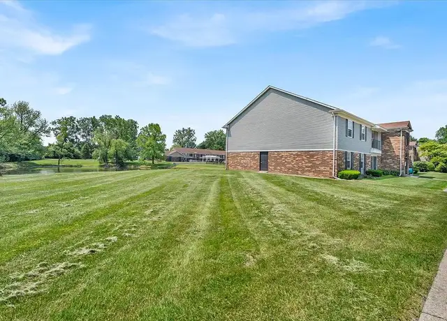Photo of 3510 Pheasant Run Cir, Ann Arbor, MI 48108