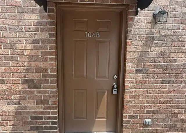 Property at 104 Reeves St Unit 106B, Dickson, TN, 37055, 2 beds, 1 bath, [object Object]