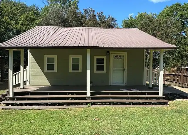 Property at 406 S Austin St Unit A, Edgewood, TX, 75117, 0 beds, 1 bath, [object Object]