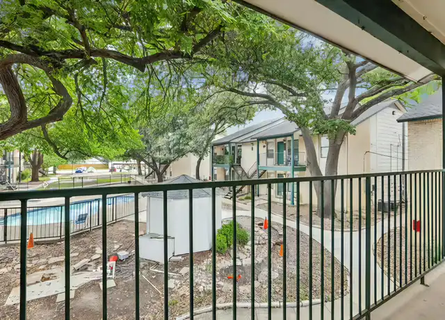 Property at 1624 Aquarena Springs Dr Unit G152, San Marcos, TX, 78666, 1 bed, 1 bath, [object Object]