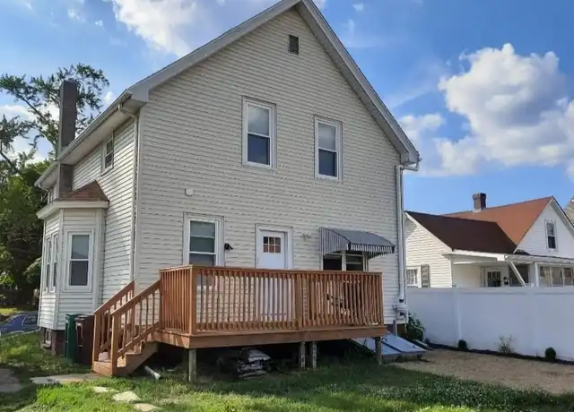 Property at 58 Union St, Woonsocket, RI, 02895, 1 bed, 1 bath, [object Object]