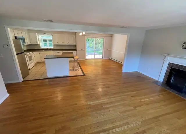 Property at 85 Brentwood Dr, Cheshire, CT, 06410, 4 beds, 3 baths, [object Object]