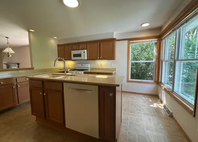 Property at 7006 Parker Hill Dr, Madison, WI, 53719, 3 beds, 2 baths, [object Object]