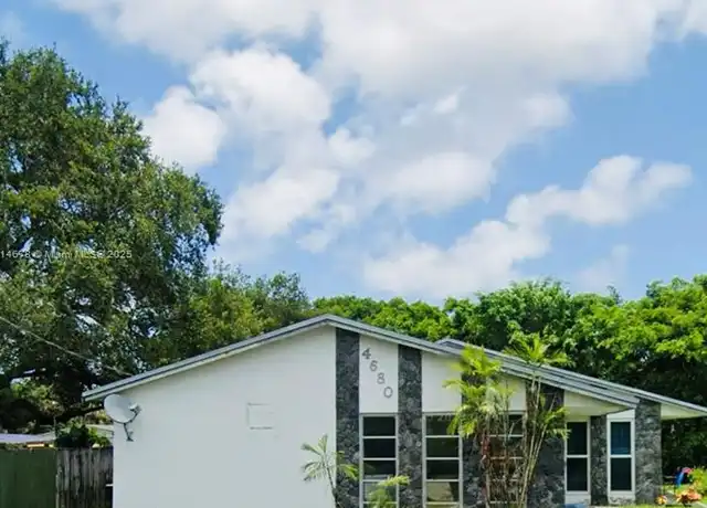 Property at 4680 SW 29th Ter Unit B, Fort Lauderdale, FL, 33312, 3 beds, 2 baths, [object Object]