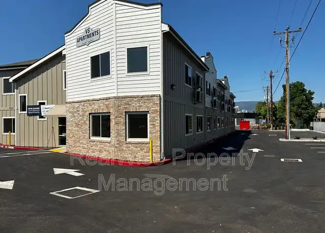 Property at 1935 Table Rock Rd Unit 04, Medford, OR, 97501, 1 bed, 1 bath, [object Object]