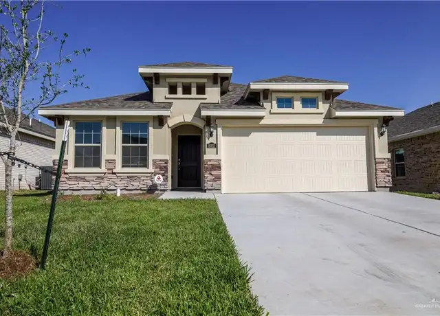 Property at 8322 N 33rd Ln, McAllen, TX, 78504, 3 beds, 2 baths, [object Object]