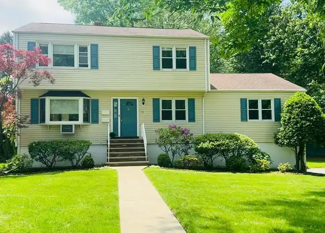 Property at 16 Shelby Ave Unit 1st Fl, Paramus, NJ, 07652, 4 beds, 1 bath, [object Object]