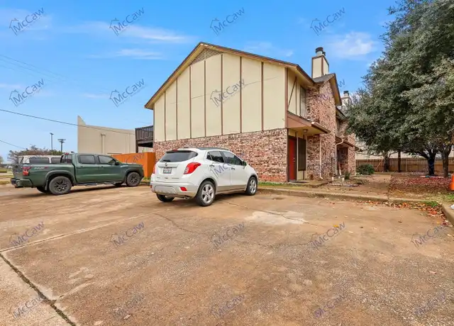 Property at 800 Bluebonnet Dr Unit B, Keller, TX, 76248, 2 beds, 1.5 baths, [object Object]