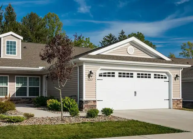 Property at Redwood North Canton - 3890-A Mount Pleasant St NW, North Canton, OH, 44720, 2 beds, 2 baths, [object Object]