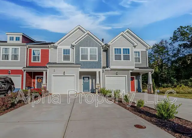 Property at 30 Mardale Ln, Greenville, SC, 29609, 3 beds, 2.5 baths, [object Object]
