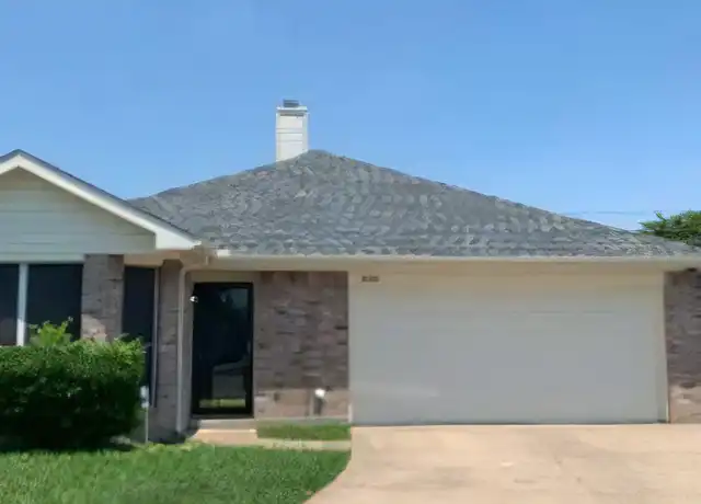 Property at 3001 Green Vista Ct, Grand Prairie, TX, 75052, 3 beds, 2 baths, [object Object]