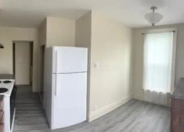 Property at 155 E Central Ave Unit 5, Delaware, OH, 43015, 1 bed, 1 bath, [object Object]