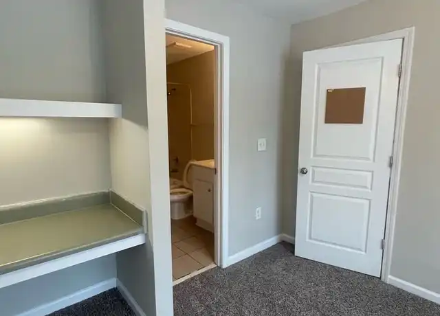 Property at 3934 Cherokee Woods Way Unit 11-302 C, Knoxville, TN, 37920, 4 beds, 4 baths, [object Object]