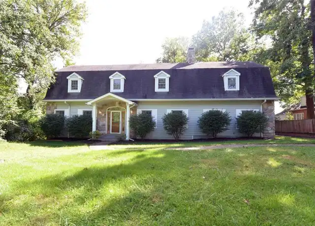 Property at 8940 Ladue Rd, Saint Louis, MO, 63124, 5 beds, 4 baths, [object Object]