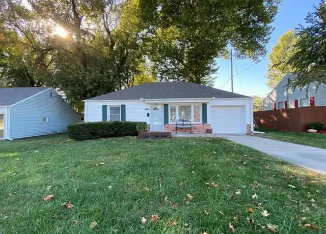 Property at 4900 Mission Rd, Roeland Park, KS, 66205, 2 beds, 1 bath, [object Object]