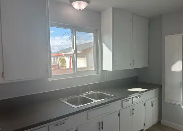 Property at 18908 San Bernardino Ave, Bloomington, CA, 92316, 1 bed, 1 bath, [object Object]