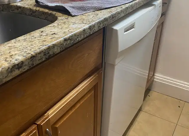 Property at 220 Jamaicaway, Boston, MA, 02130, 1 bed, 1 bath, [object Object]
