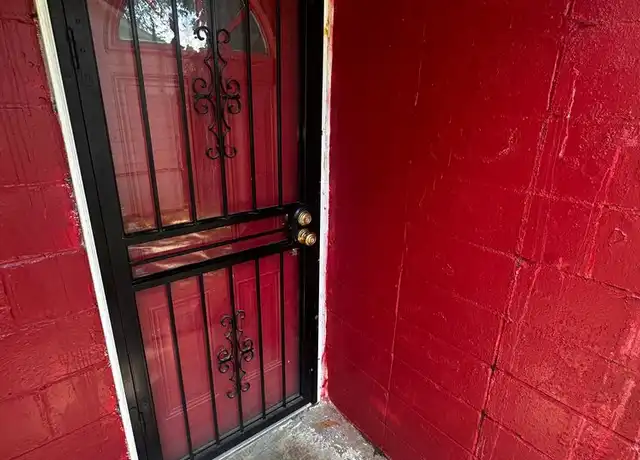 Property at 412 E 23rd St, Anniston, AL, 36207, 1 bed, 1 bath, [object Object]